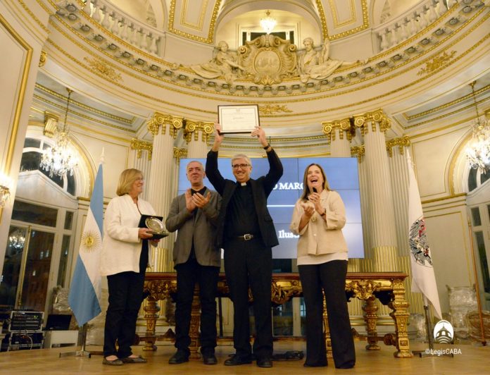 distincion2